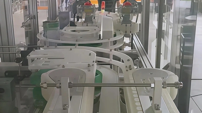 Боковой конвейер 2