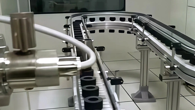 Поворотный цепной конвейер