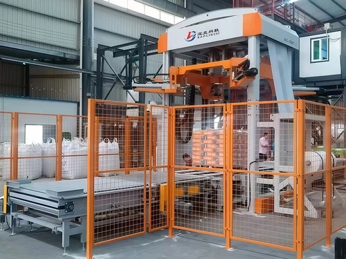 Автоматический паллетоупаковщик в стрейч-худ пленку